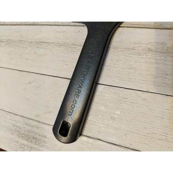 Black NuWave Flipper Pizza Server & Slicer - Picture 6 of 6